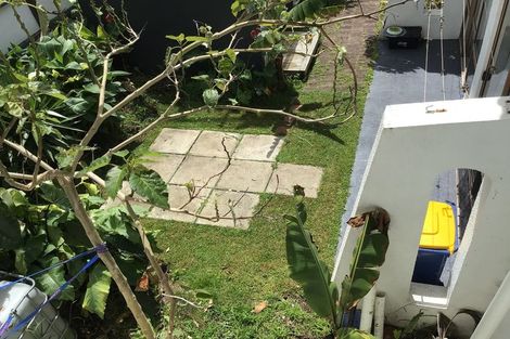 Photo of property in 16 Valhalla Drive, Beach Haven, Auckland, 0626