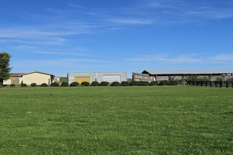 Photo of property in 4 Whare Roto Drive, Waipukurau, 4282