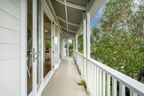 Photo of property in 73 Hinemoa Street, Birkenhead, Auckland, 0626