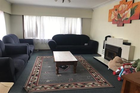 Photo of property in 11 Richards Avenue, Papatoetoe, Auckland, 2025