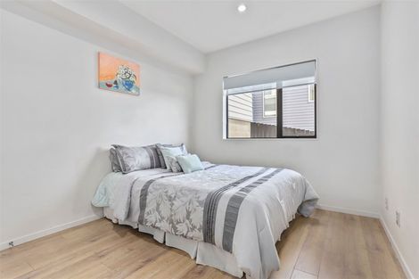 Photo of property in 238 Sturges Road, Henderson, Auckland, 0612