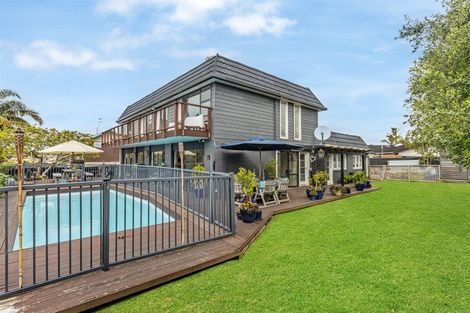 Photo of property in 14 Indus Place, Half Moon Bay, Auckland, 2012