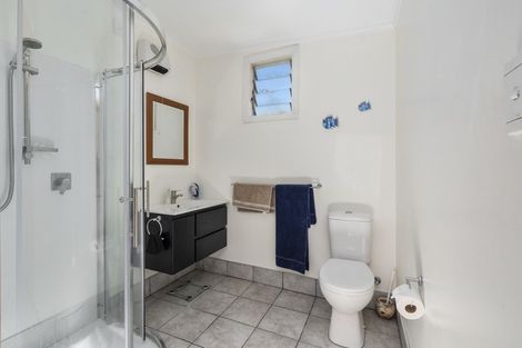 Photo of property in 173 Bridge Street, Bulls, 4818