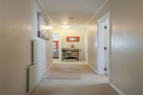 Photo of property in 9 Harlock Place, Huntly, 3700