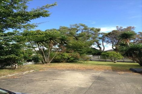 Photo of property in 1 Barnfield Place, Glendene, Auckland, 0602