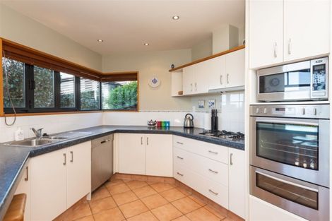 Photo of property in 2 Foxfield Lane, Westmorland, Christchurch, 8025