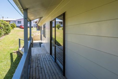 Photo of property in 77 Conclusion Street, Ascot Park, Porirua, 5024