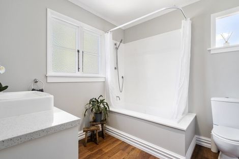 Photo of property in 4a Murray Street, Bell Block, New Plymouth, 4312