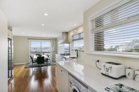 Photo of property in 93 Duncan Terrace, Kilbirnie, Wellington, 6022