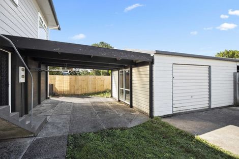 Photo of property in 11 Crispe Road, Clarks Beach, 2122