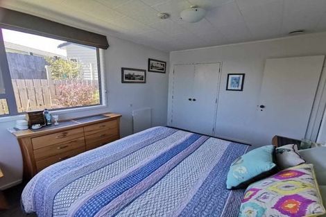 Photo of property in 4 Staysail Place, Whitby, Porirua, 5024