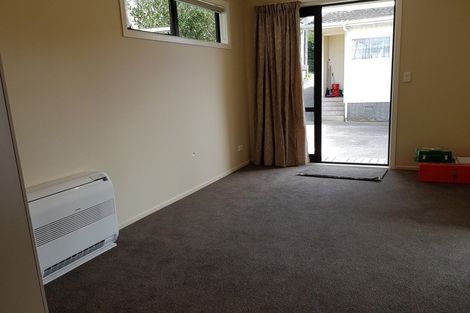 Photo of property in 3/24 Hori Street, Vogeltown, New Plymouth, 4310