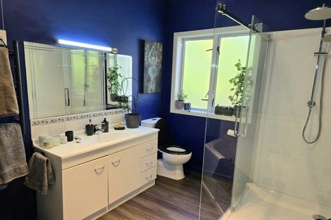 Photo of property in 102 Putiki Drive, Putiki, Whanganui, 4500