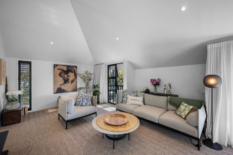 Photo of property in 2/21 Hauraki Road, Hauraki, Auckland, 0622