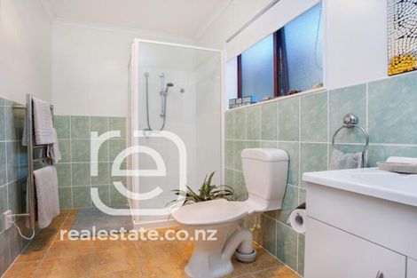 Photo of property in 13 Shah Place, Glen Eden, Auckland, 0602