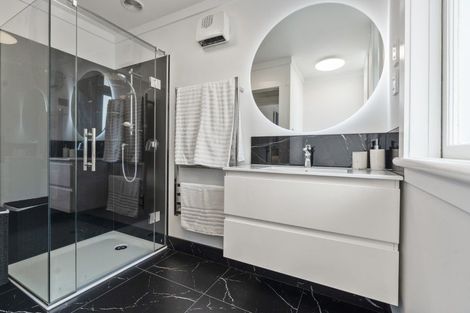 Photo of property in 2 Glenalmond Road, Mount Eden, Auckland, 1024