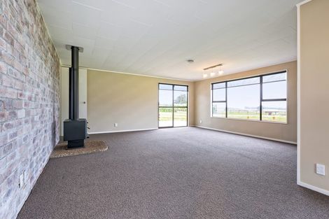 Photo of property in 150 Constable Road, Waiuku, 2683