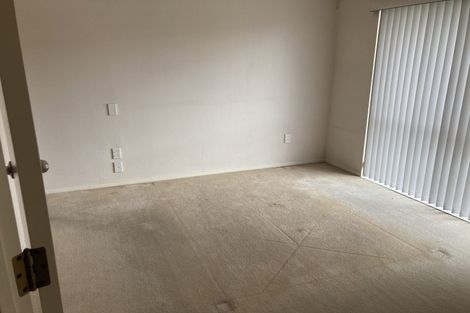 Photo of property in 32 Maurice Borich Place, Henderson, Auckland, 0610