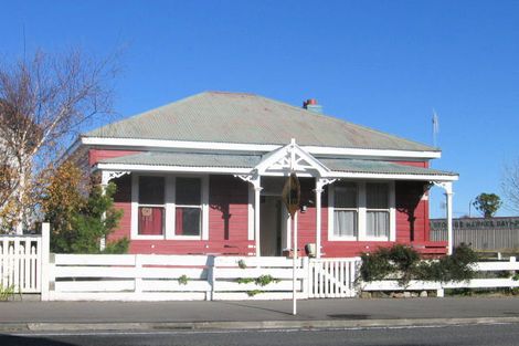 Photo of property in 14 Sale Street, Napier South, Napier, 4110