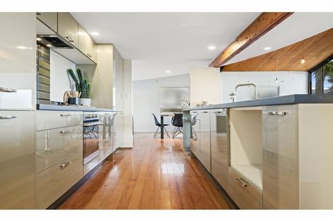 Photo of property in 77 Glenfield Crescent, Mairehau, Christchurch, 8052