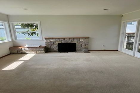 Photo of property in 22 The Terrace, Herald Island, Auckland, 0618