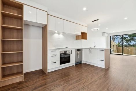 Photo of property in 40 Ramwall Place, Weymouth, Auckland, 2103