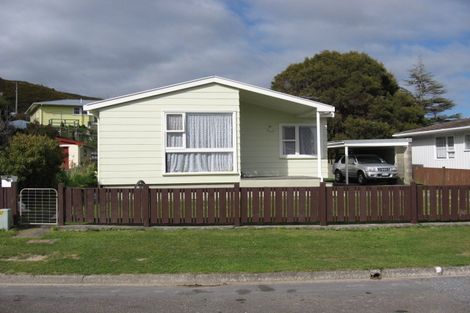 Photo of property in 16 Aporoa Grove, Wainuiomata, Lower Hutt, 5014