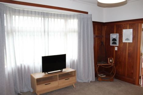 Photo of property in 59 Cliffs Road, Saint Clair, Dunedin, 9012