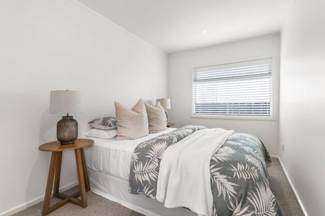 Photo of property in 48 Matakatia Parade, Matakatia, Whangaparaoa, 0930