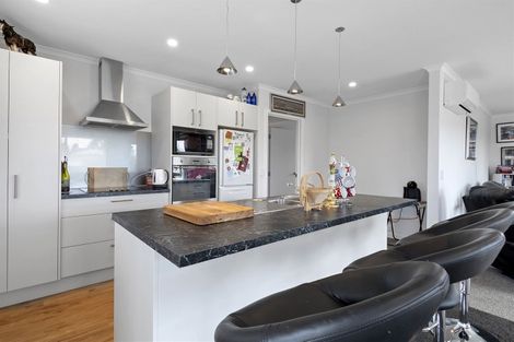 Photo of property in 2 Memorial Drive, Motueka, 7120