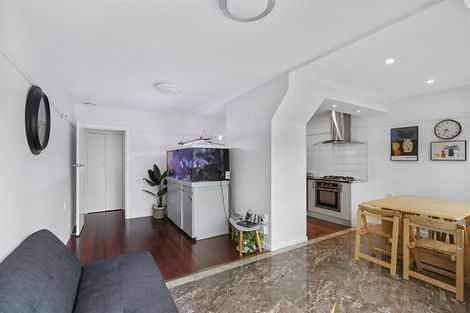 Photo of property in 256a Bucklands Beach Road, Bucklands Beach, Auckland, 2012