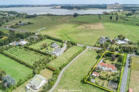 Photo of property in 234 Kawiu Road, Levin, 5510