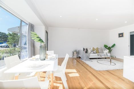 Photo of property in 2/353 Mount Albert Road, Mount Roskill, Auckland, 1041