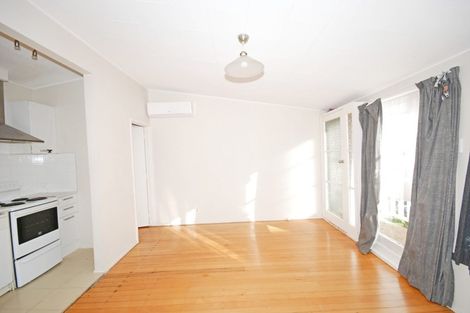 Photo of property in 4/220a Church Street, Onehunga, Auckland, 1061