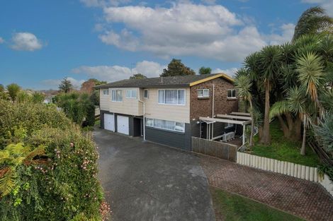 Photo of property in 26 Dunton Drive, Welcome Bay, Tauranga, 3112