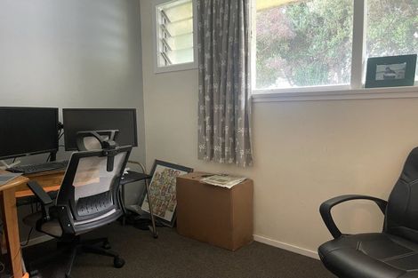 Photo of property in 9 Neill Road, Tokanui, 9884