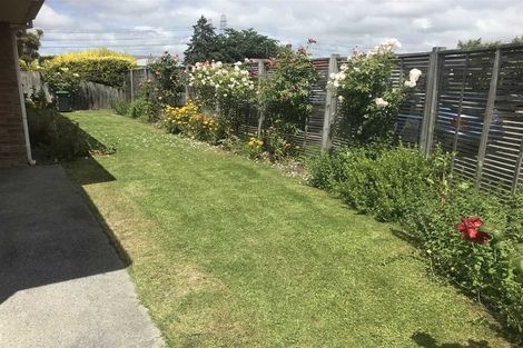 Photo of property in 55 Lyndon Street, Riccarton, Christchurch, 8041