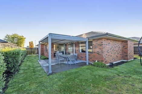 Photo of property in 66 Shillingford Boulevard, Rolleston, 7615