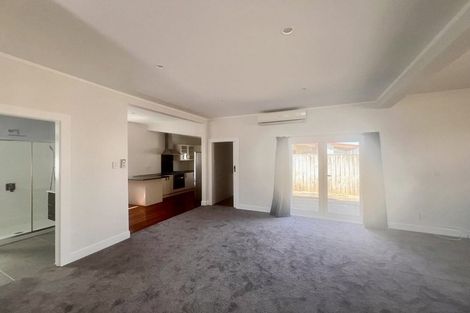 Photo of property in 12 Caledonia Street, Miramar, Wellington, 6022