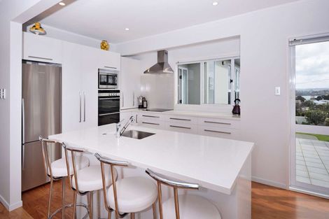 Photo of property in 51 Tiri Road, Manly, Whangaparaoa, 0930