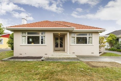 Photo of property in 27 Hardie Street, Hokowhitu, Palmerston North, 4410