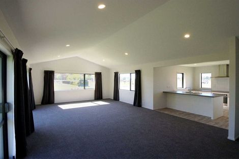 Photo of property in 2 Emma Street, Marshland, Christchurch, 8083
