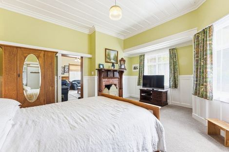 Photo of property in 52 Parsons Street, Saint Johns Hill, Whanganui, 4501