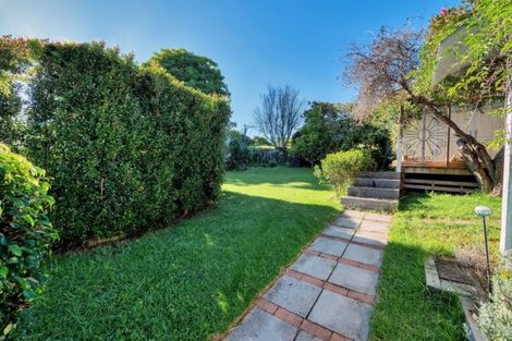 Photo of property in 11 Gow Street, Helensville, 0800