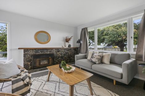 Photo of property in 6 Donovan Street, Te Puke, 3119