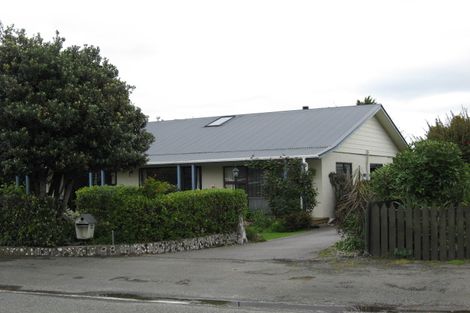 Photo of property in 98 Point Road, Monaco, Nelson, 7011