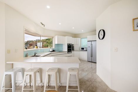 Photo of property in 126 Cannon Hill Crescent, Mount Pleasant, Christchurch, 8081