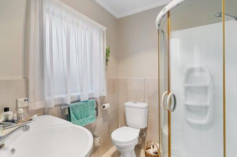 Photo of property in 2/16 Travers Place, Northpark, Auckland, 2013