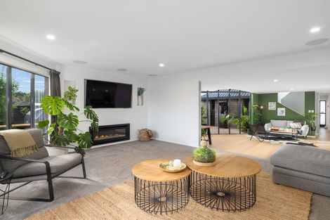 Photo of property in 115 Royal Park Drive, Parklands, Christchurch, 8083