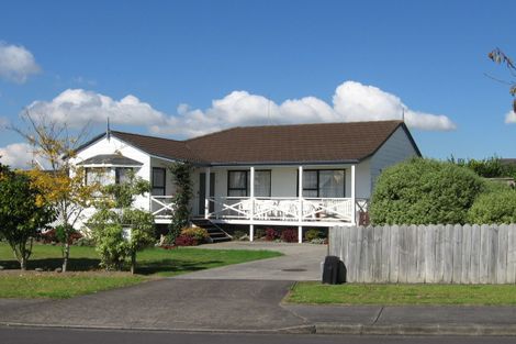 Photo of property in 5 Glenhaven Place, Te Atatu Peninsula, Auckland, 0610